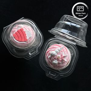 China Transparent Hinged Clamshell Disposable Plastic Food Containers Single Cupcake Holders on sale