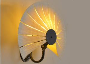 China Wooden Wall Mounted Decorative Lights Led Fancy Wall Lights 111V - 240V factory