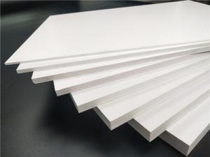 China Smooth Surface Printable White Pvc Foam Sheet 18mm Density 0.5g/Cm3 factory