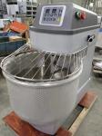 Clockwise Mixing Direction Spiral Dough Mixer with 14-28 Rpm Mixing Speed