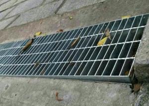 China Hot Dip Galvanized Grating Trench Cover , Trench Grates For Driveways factory