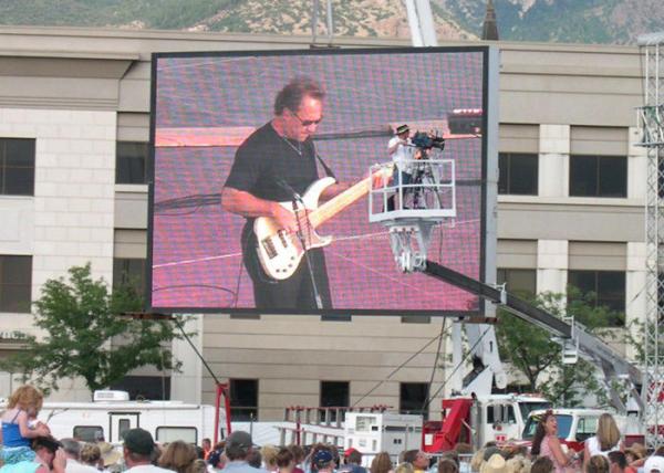 High Resolution Advertising Rental LED Display , Commercial Led Stage Curtain