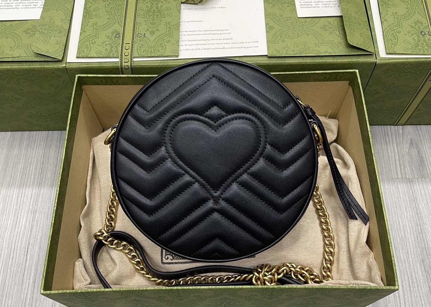 GG Marmont Wave Round Full Leather Chain Bag Soft Leather 18.5cm Length