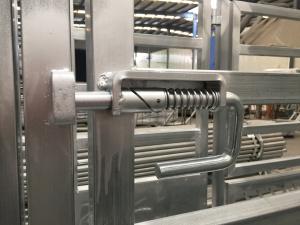 China Durable Cattle Livestock Crush / Livestock Fence Panels 3000mm Length factory