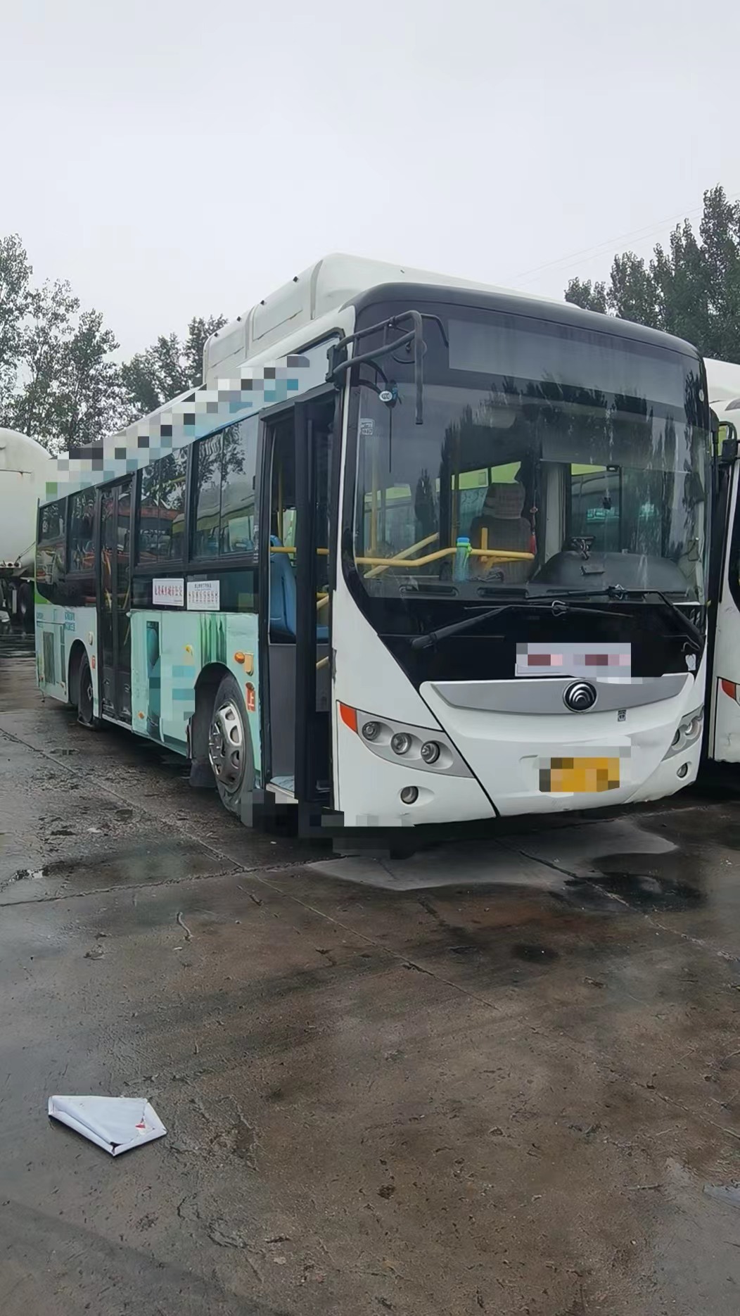 22-49 Seats Left Drive Diesel City Bus ZK6825 with Fuel Type Diesel