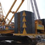 Oil Gas Industry 300t Crawler Crane Equipment Installation On Oil Gas Platforms