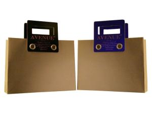 China Brown 400g Avenue Rectangle Special Paper Carrier Bag With Cardboard Handle factory