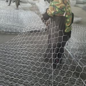 China 8*10cm Hole Size Gabion Wire Mesh Wall Clip Gun High Tensile Wire Flood Resilience For Riverbank Protection factory
