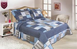 China Microfiber Material Home Bed Quilts Oblong Shape For Bedroom Decoration factory