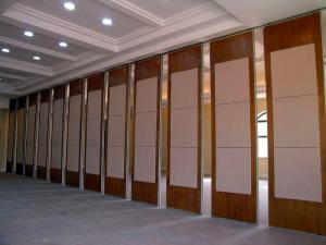 China Movable Wall Track Exhibition Acoustic Room Dividers with Portable Hanging System factory