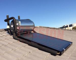 China 150L 300L Flat Plate Pressurized Solar Water Heater , Solar Hot Water System Geysers factory