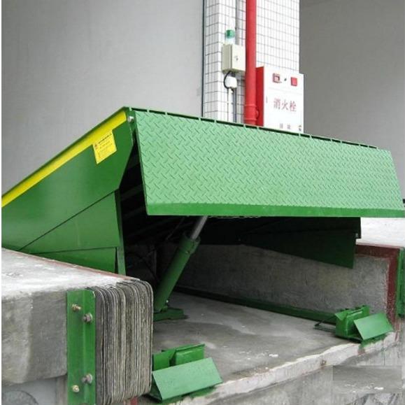 China 850 Kg Stationary Hydraulic Dock Leveler DC24V Loading Dock Hydraulic Ramp factory