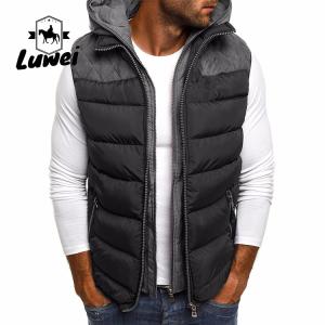 China Customized Sleeveless Zip Up Winter Polyester Utility Cotton Men's Quilted Hooded Bomber Vest with Hoody factory