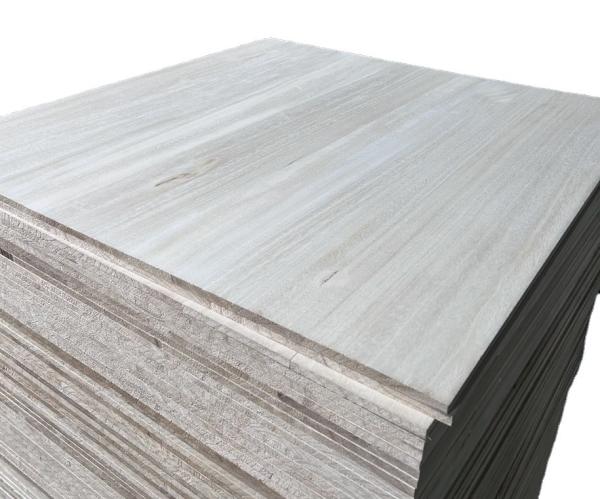 Customerized Size Paulownia Wood Finger Joint Board with Solid Wood in Natural