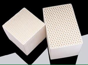 China High Alumina Insulating Brick for Reheating Furnace - 150*150*150mm factory