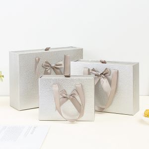 Custom Printed Ribbon Drawer Gift Box for Wrapping and Packaging Paperboard Type