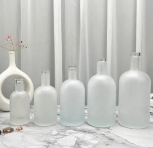 China Collar Material Aluminum Plastic PP 375ml 500 ml 750 ml Wine Glass Bottle with Cork factory
