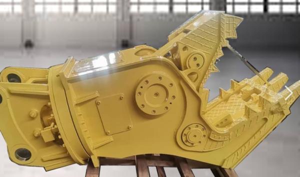 HITACHI Powerful Excavator Attachment Demolition Pulverizer For Heavy Work 360°