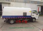Outdoor Vacuum Isuzu Road Sweeper Truck / Urban Street Road Cleaning Vehicle