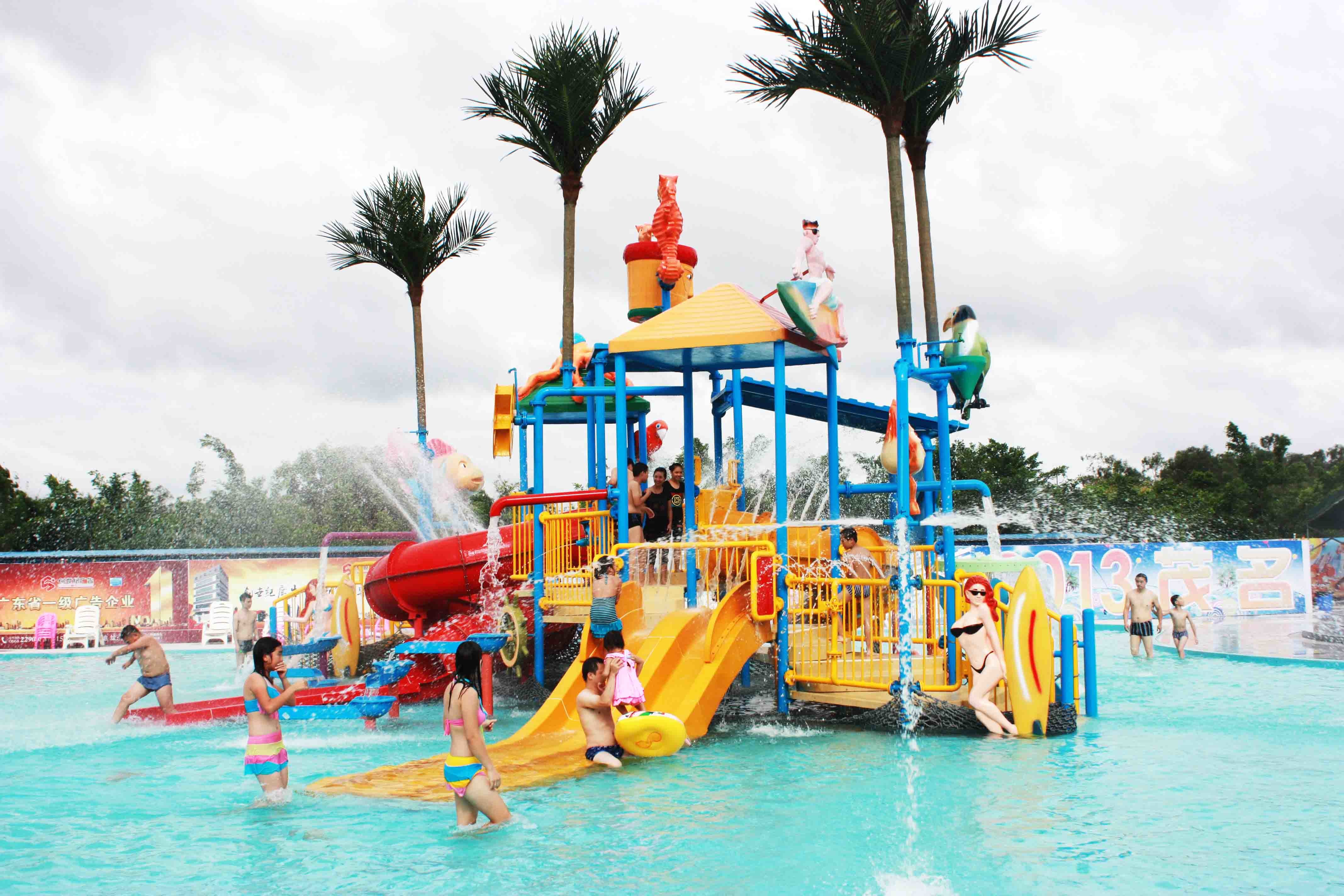 Customized Indoor / Outdoor Aqua Park Equipment Kids Water House For Family Interaction
