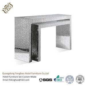 China Elegant Crystal Veneer Compact Glass Mirrored Console Table For Hotel Lobby Bedroom factory