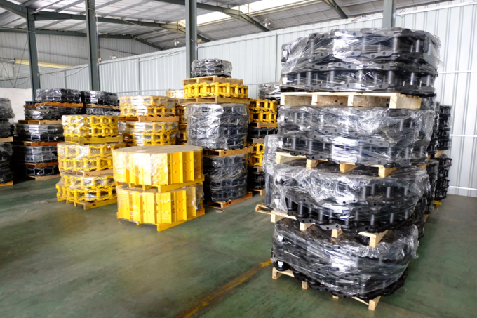 Excavator Rubber Tracks for 300x52.5x84 300*55.5*76*82 230X35X96 Rubber Chain