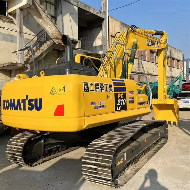 Second Hand 2022 Komatsu PC210 Excavator with Original Hydraulic Pump in Japan Market