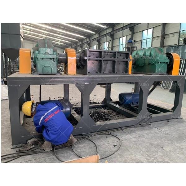 3000kg/h Max.Production Capacity Double Shaft Shredder for Waste Tires and Net