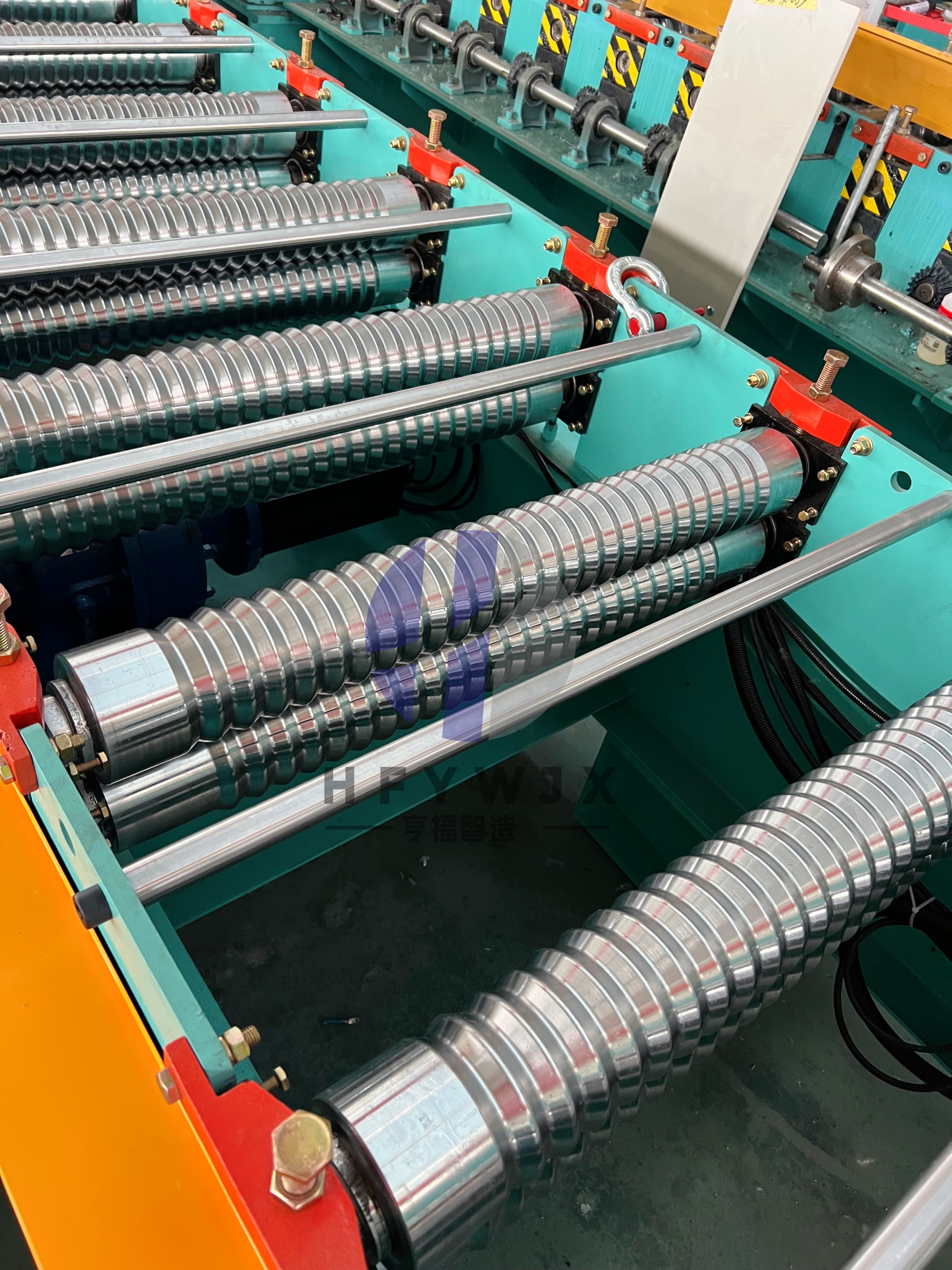 Automatic Small Corrugated Roof Sheet Roll Forming Machine with PLC Touch Screen Control and 7.5kW Servo Motor for Precision Engineering