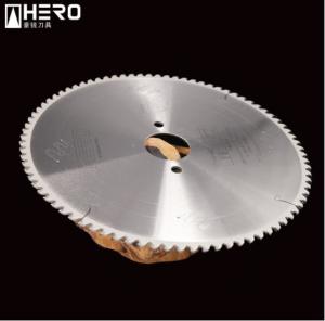 China Frame Profile Pcd Saw Blades , Diamond Tip Blade 100T 120T Long Service Life factory