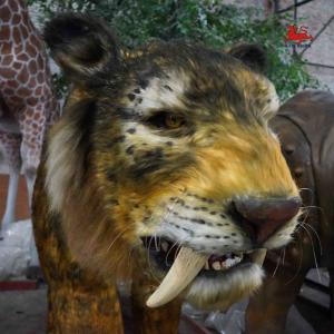 China Full Size Animatronic Saber Toothed Cat Weatherproof For Theme Park factory