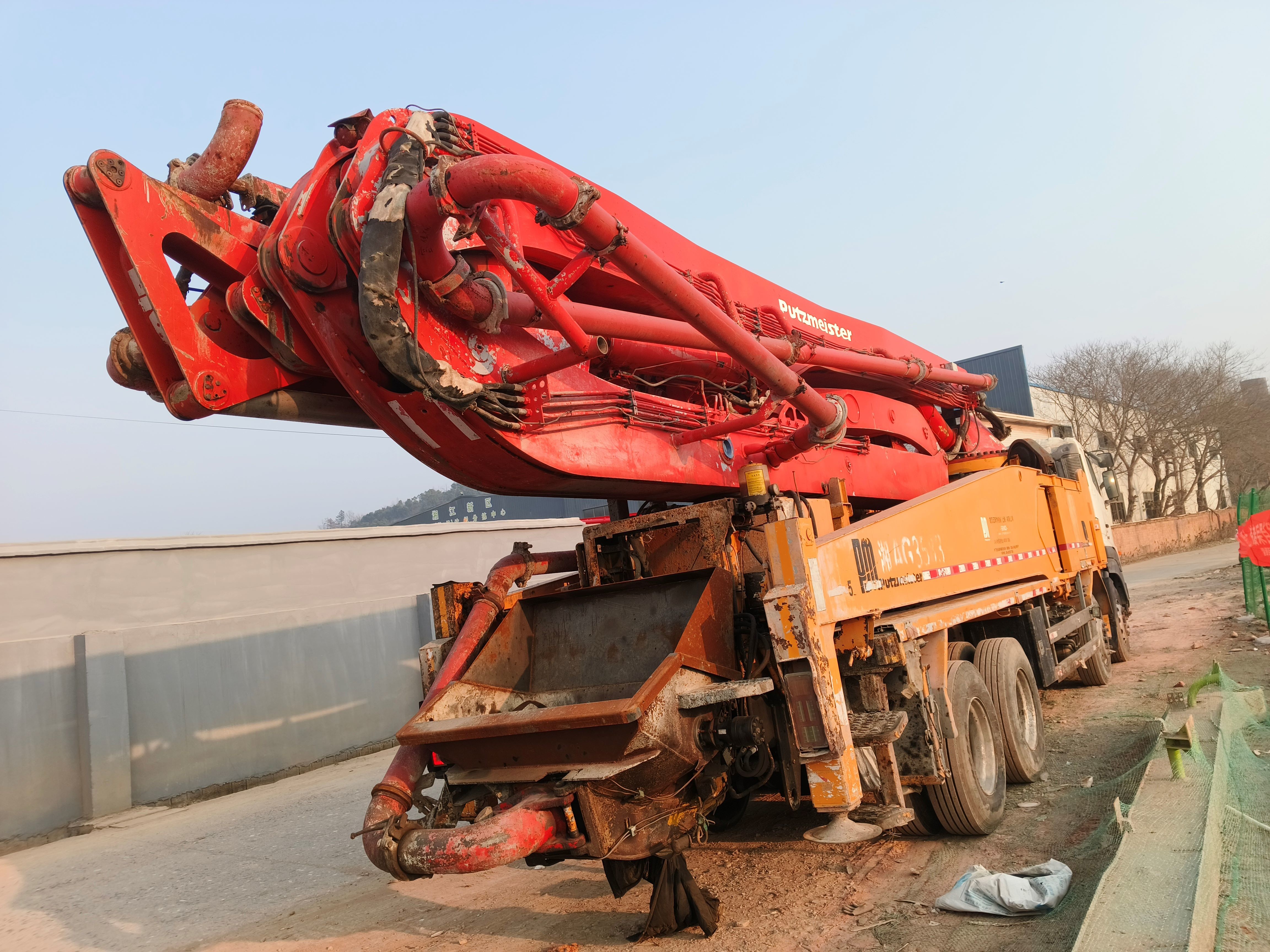 49 Meter Max.Vertical Reach M49-5RZ Truck Mounted Concrete Boom Pump From PM for Concrete Machinery
