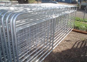 China Heavy Duty Livestock Gates And Panels , Wire Mesh Galvanized Farm Gates factory