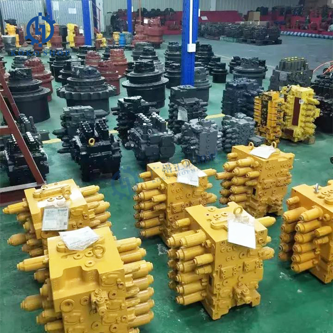 Orignal New PC35 Main Control Valve PC30 Hydraulic Control Valve For Excavator