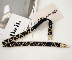 China 2cm Width Women's Elastic Stretch Belts Triangle Metal Accessories factory