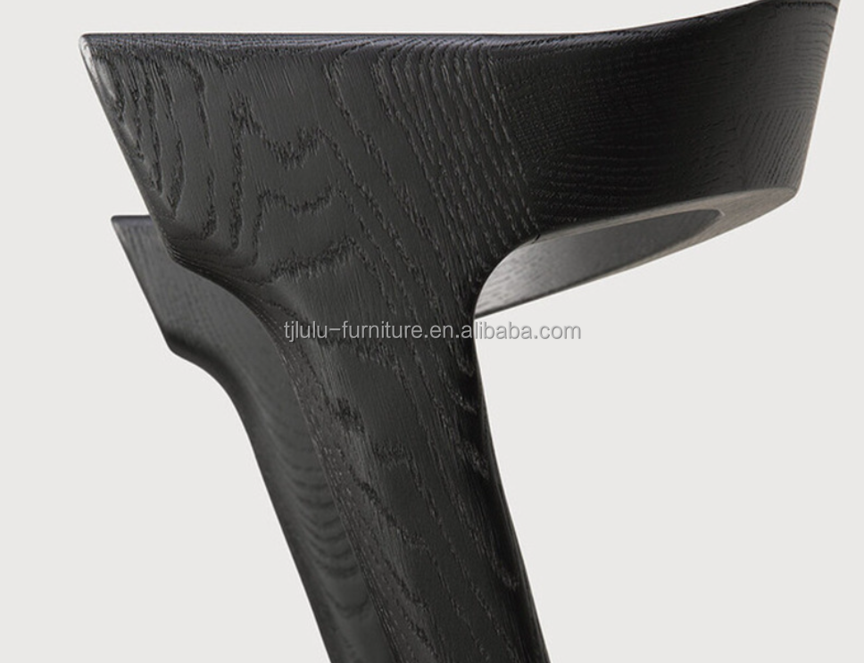 European Modern Style Solid Wood Dining Chair for Hotel Furniture in Ash Wood