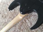 James tyler custom guitar Golden hardwares Wilkson bridges red pearl pickguard