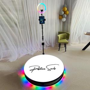 China Intelligent Selfie 360 Photobooth Machine Kiosk Ring Light For Wedding factory