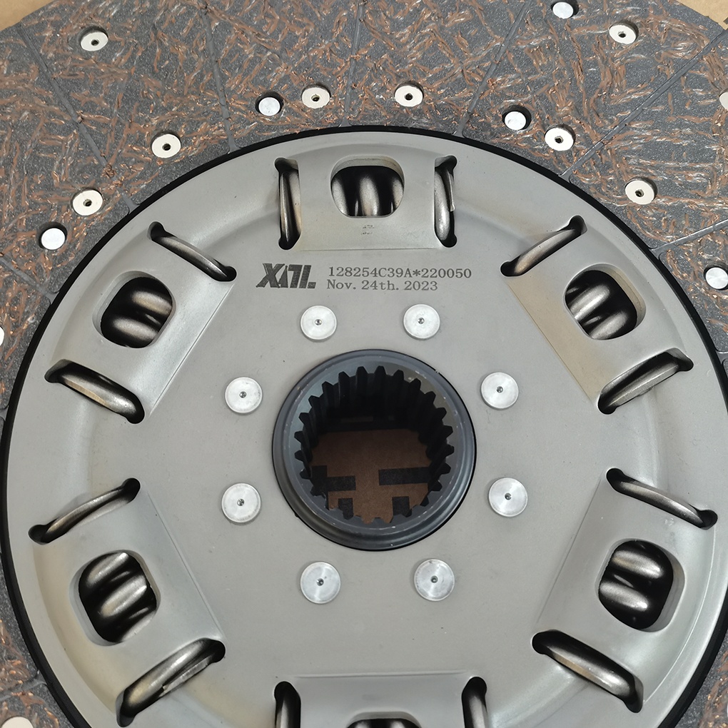 TONLY TL875 Clutch Plate 128254C39A for Shacman Dongfeng HOWOFAW Trucks Top- Material