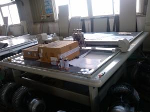 China Durable Paper Box Cutting Machine 2500*1600mm Cutting Area For Soft Materials factory