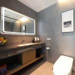 Train/Sea Transportation Three Star Hotel Furniture Set with Ash Wood Frame in