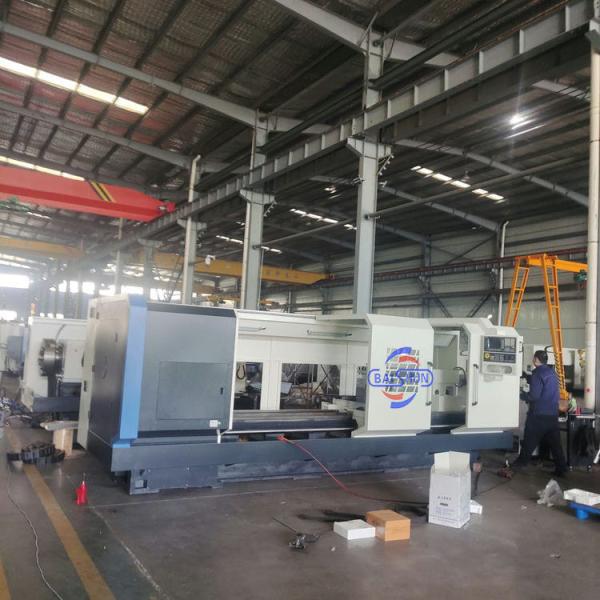 China CNC Pipe Threading Lathe QK1332 320mm Max Threading Diameter factory