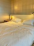 Luxury Hotel Bedroom Furniture King Size Solid Ash Bed Customized