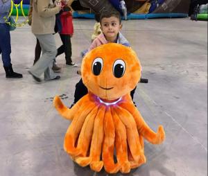 China Hansel entertaint games kiddie electric ride on walking toy animals in mall factory