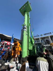 China Improve Ground Conditions With Vibroflot Equipment To Rig Made Of Durable Carbon Steel In 0-50°C Environment factory