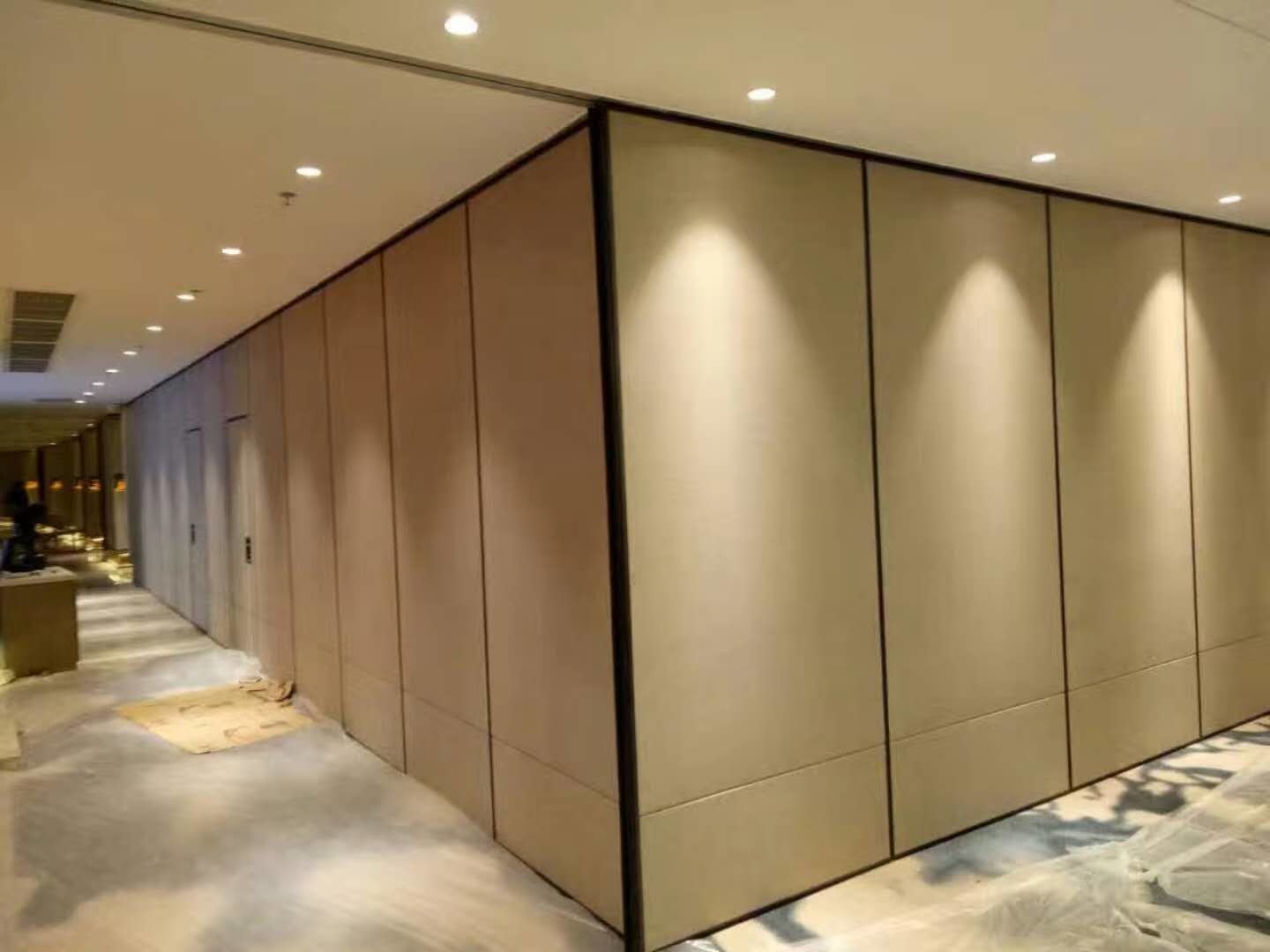 Movable Wooden Soundproof Sliding Folding Partition Walls For Banquet Hall