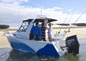 China Environmental Protection Center Console Fishing Boats 5.8m / 19ft Basic Length factory