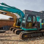 low working hours second hand crawler excavator kobelco 135/original color used