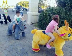 China Hansel theme park equipment battery operated zoo animal toys for mall factory