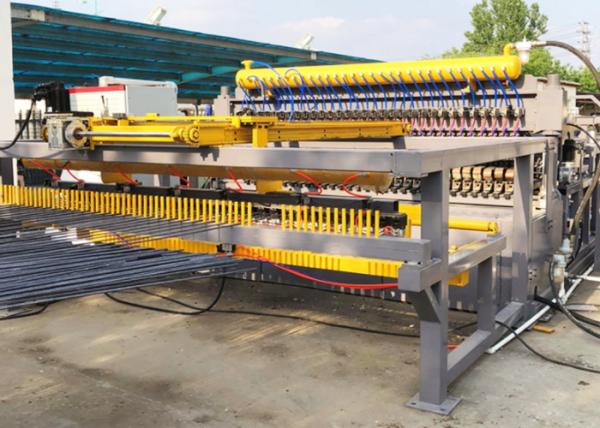 China ISO9001 Fully Automatic PLC Wire Mesh Welding Machine factory